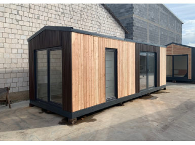 Studio modulaire en conteneur pour espaces de travail ou résidences de la série "HABITAT Moduluxe", modèle CHHM.002