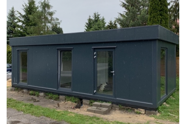 Conteneur polyvalent pour espace de travail et habitation modulaire : CHHF. 050 de la série "HABITAT Flex"
