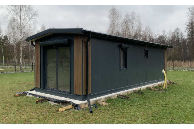 "Studio mobile en conteneur : Un espace de travail et de vie modulaire écologique CFBL.026 de la série "HABITAT Moduluxe"