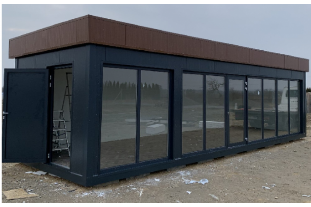 Conteneur polyvalent pour espace de travail et habitation modulaire : CHHF.040 de la série "HABITAT Flex"
